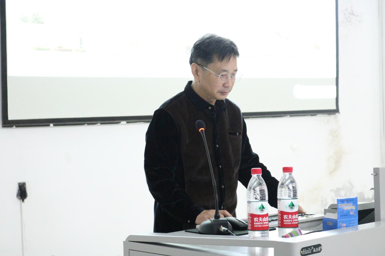 说明: IMG_2468 说明: IMG_2468